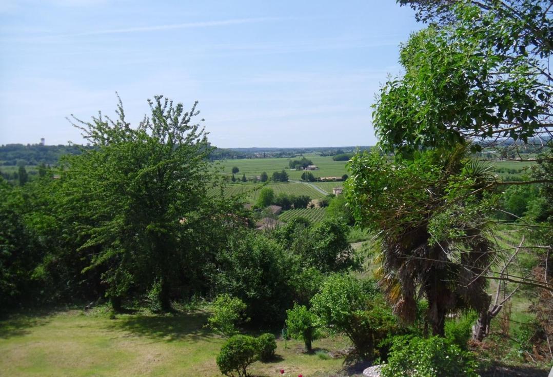 Romantic Gite Nr St Emilion With Private Pool And Views To Die For Pujols  Exterior photo
